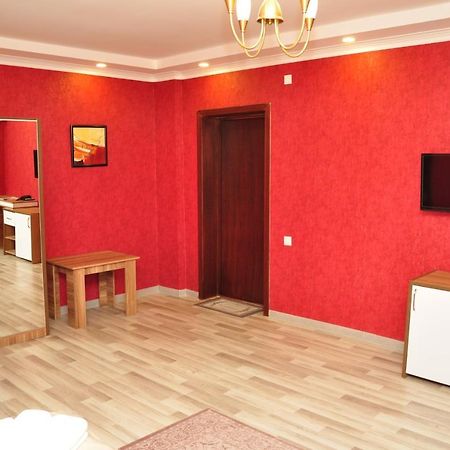 Gallery Lux Hotel Баку Экстерьер фото