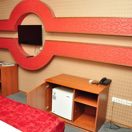 Gallery Lux Hotel Баку Экстерьер фото