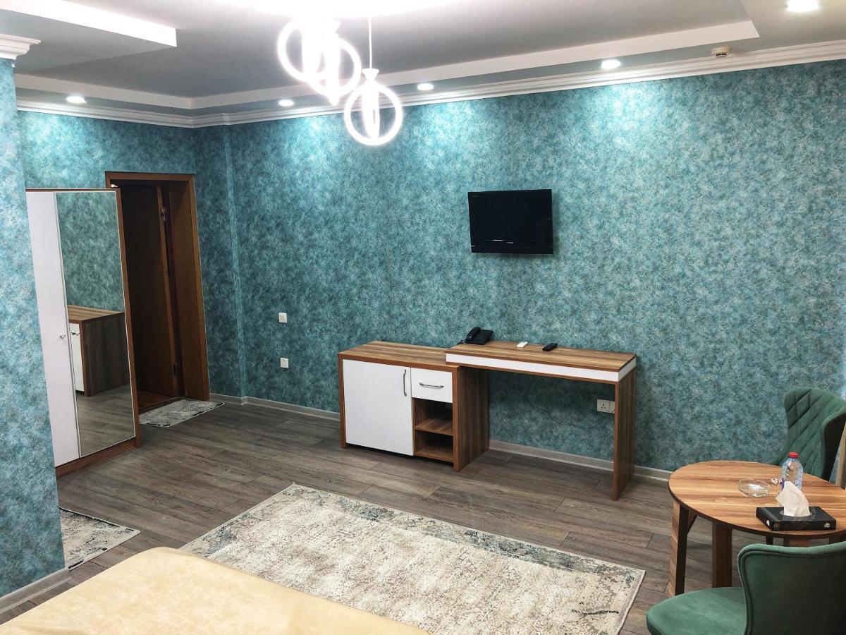 Gallery Lux Hotel Баку Экстерьер фото