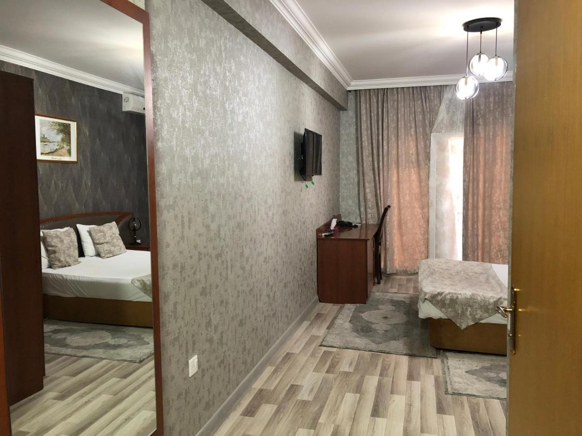 Gallery Lux Hotel Баку Экстерьер фото