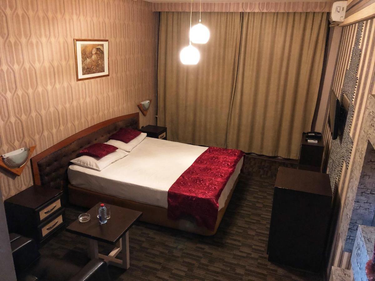 Gallery Lux Hotel Баку Экстерьер фото